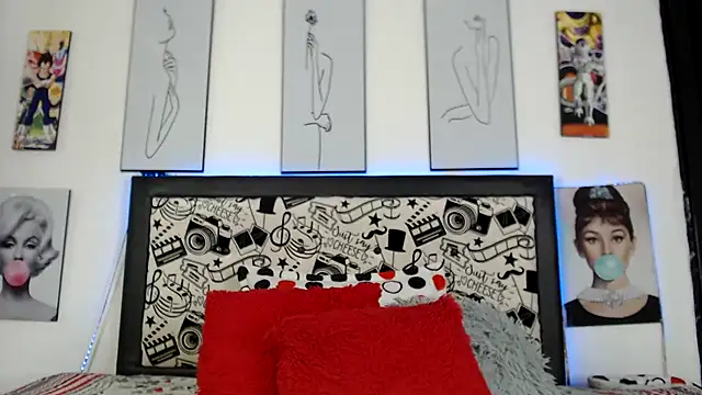 Rihana14 online show from April 21, 9:22 pm