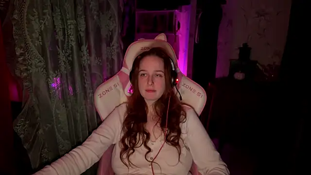 pearl princess  online show from April 13, 6:20 pm