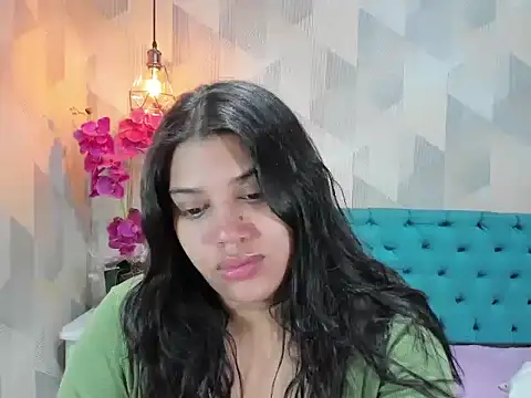 LindaBreeS online show from November 16, 1:33 pm