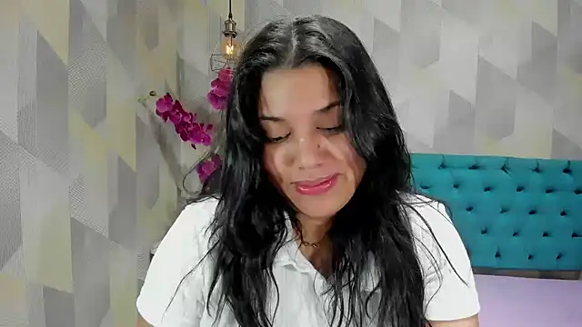 LindaBreeS online show from October 15, 5:26 pm