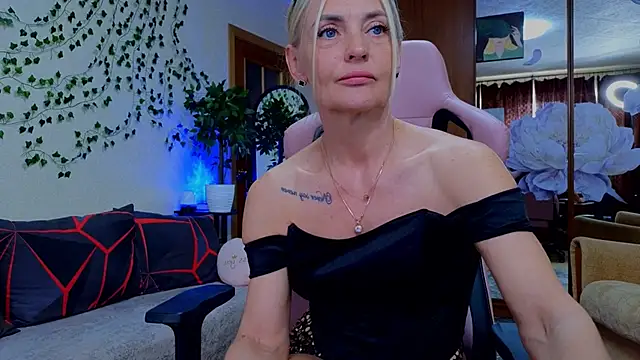 amelia blondy online show from April 22, 8:11 am