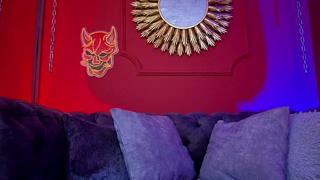 Julieta Russell online show from September 19, 12:59 pm