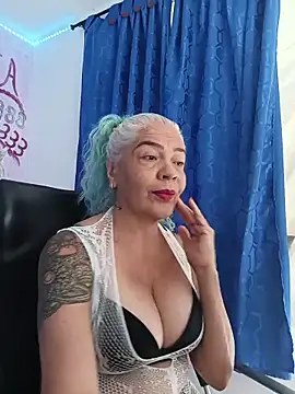 freyadevil333 online show from March 22, 12:22 pm