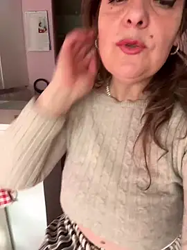 Sunbelxx online show from February 13, 9:00 am