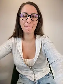 HotXMom online show from November 12, 7:06 am