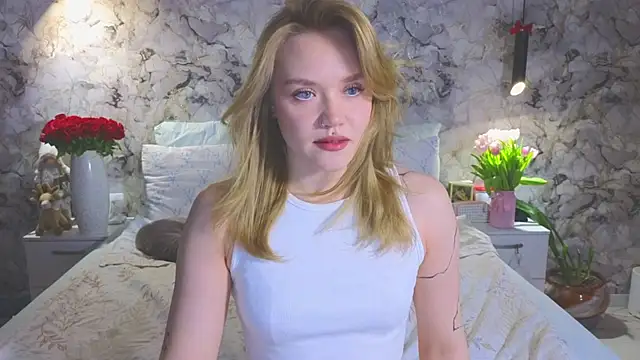 Aurora Golden1 online show from March 11, 12:59 am