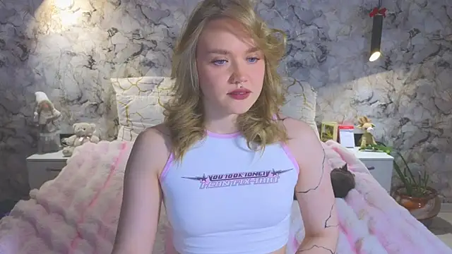 Aurora Golden1 online show from April 23, 6:54 am