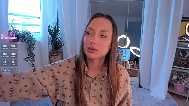 seilyfox online show from April 28, 4:33 pm