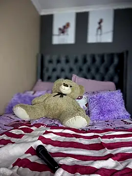 Candy-Heart online show from November 4, 9:42 pm