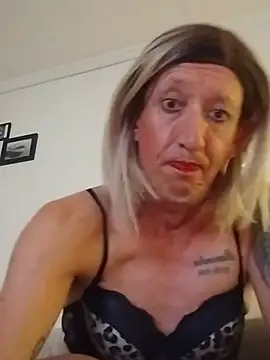 AlexiaXXL online show from August 9, 3:23 am