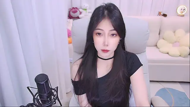 qianduoduo88 online show from April 21, 1:18 pm