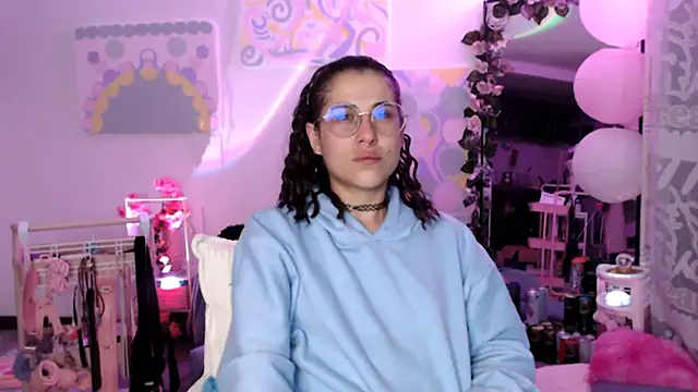 Hellen dumont online show from April 21, 2:15 am