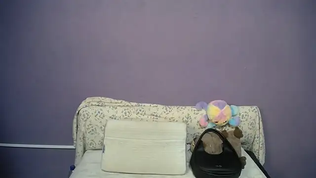 so shy online show from April 19, 6:24 am