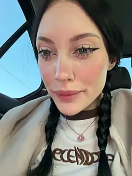 Melissa crazy online show from April 8, 4:53 pm