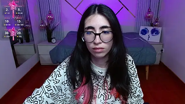 LenaRoses online show from May 20, 9:45 pm