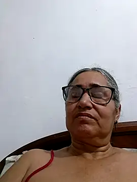  candi online show from May 3, 10:57 pm
