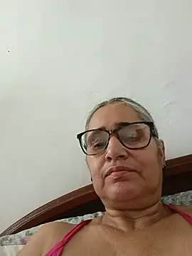  candi online show from August 4, 2:12 pm