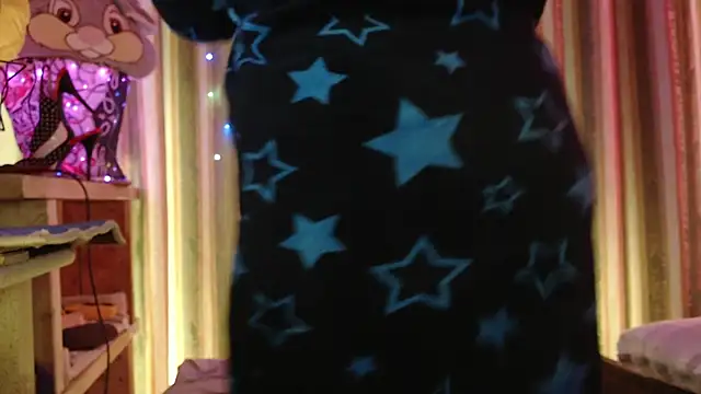 amorelara online show from April 26, 8:23 am