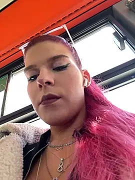 RiriRoseey online show from April 23, 7:16 am