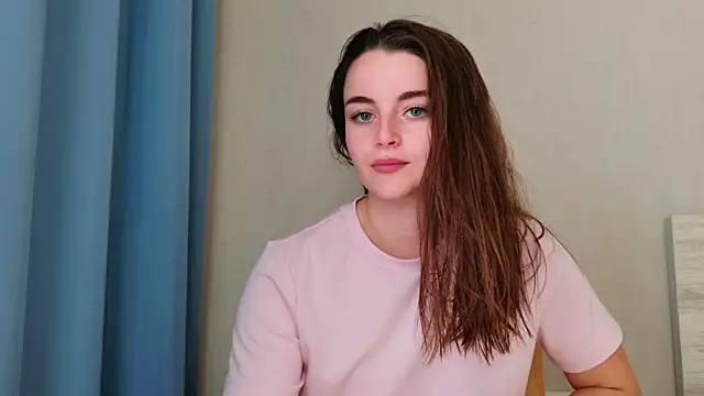 Miss Arwen online show from May 20, 7:05 am