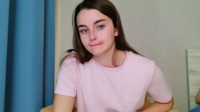Miss Arwen online show from May 13, 6:52 am