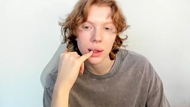 StellaDavis online show from March 3, 9:37 am