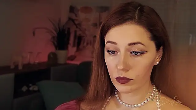 MissBeverlyMills online show from January 18, 4:42 am