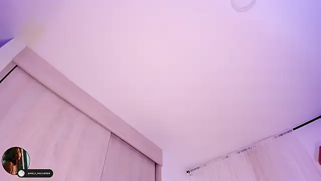 Melina Ferrer1 online show from October 10, 2:44 pm