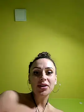 dolcevita002 online show from April 27, 8:55 am