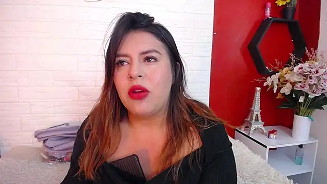  poison sweet online show from November 25, 6:20 pm