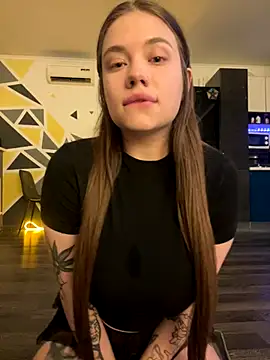 Snapshot of Vikki_toriya chatting on September 26, 9:23 pm Vikki toriya online show from September 26, 9:23 pm