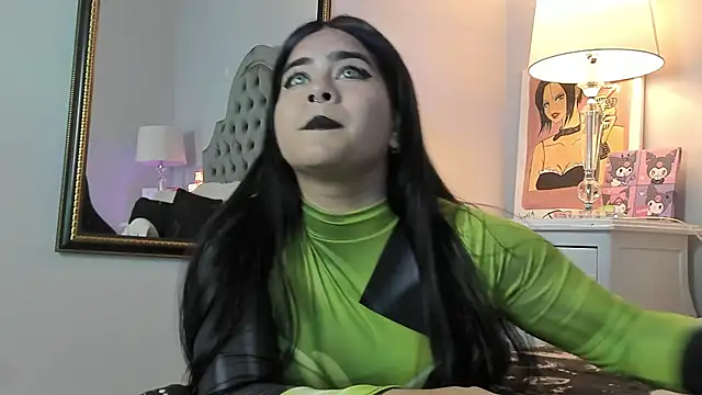 atena hill online show from December 4, 7:58 pm