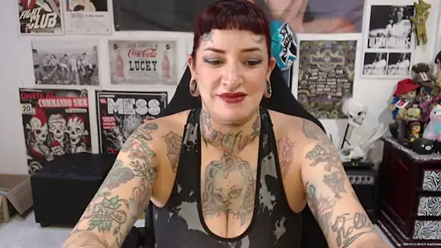 Rollyderolandia666 online show from April 21, 6:37 pm