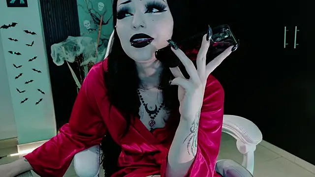 Madison Jackson online show from January 8, 10:47 pm