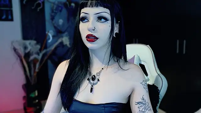 Madison Jackson online show from November 13, 10:31 pm