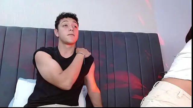 24 7horny  online show from April 23, 1:13 pm