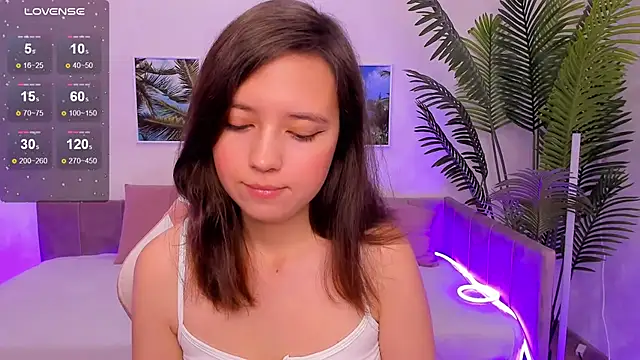 Snapshot of Lina_Brownie chatting on October 8, 3:11 am Lina Brownie online show from October 8, 3:11 am