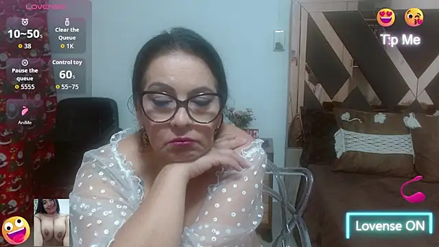 lindaesmeralda online show from January 7, 12:19 pm