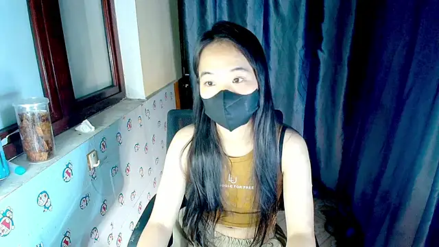   Saphia   online show from June 11, 3:31 pm
