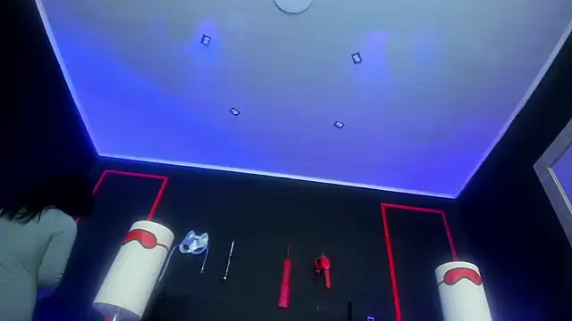 CharlotteScotte online show from November 29, 3:49 pm