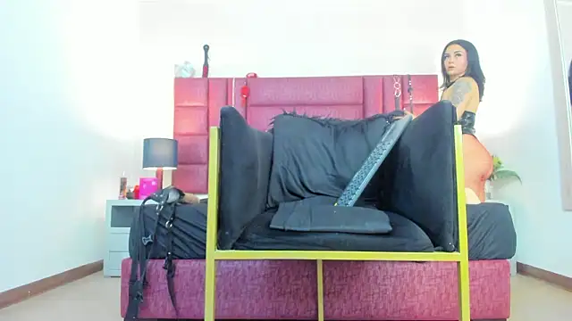 CharlotteScotte online show from March 6, 4:02 pm