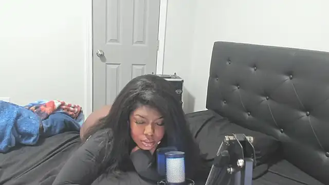 demi xoxo online show from February 2, 12:31 am