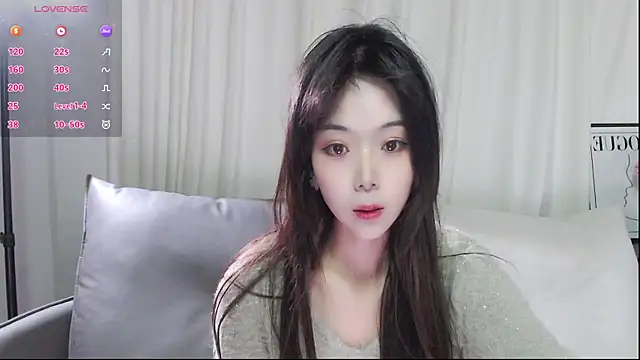 stella lolio online show from April 24, 12:57 am