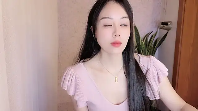 Snapshot of XIAOYU-a chatting on October 15, 2:08 pm XIAOYU-a online show from October 15, 2:08 pm
