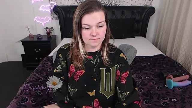 DaisieMaeXO online show from February 20, 1:15 am