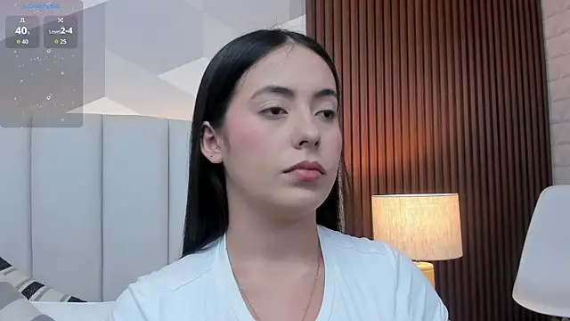 Julietasantos   online show from April 24, 6:33 pm