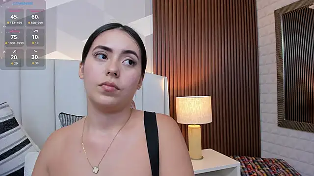 Julietasantos   online show from October 15, 7:16 pm