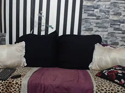 BigHotMatureXx online show from November 24, 6:48 am