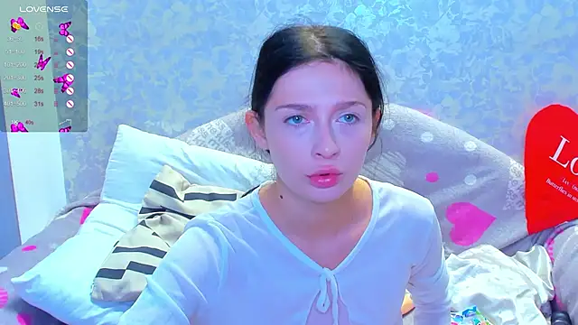 Snapshot of Vanessa_Florence chatting on September 18, 1:04 am Vanessa Florence online show from September 18, 1:04 am