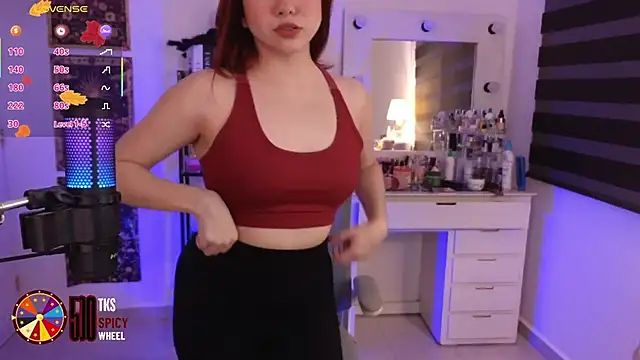 LilyVelvett online show from November 15, 4:35 am